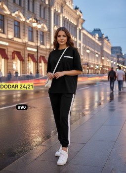 Костюм