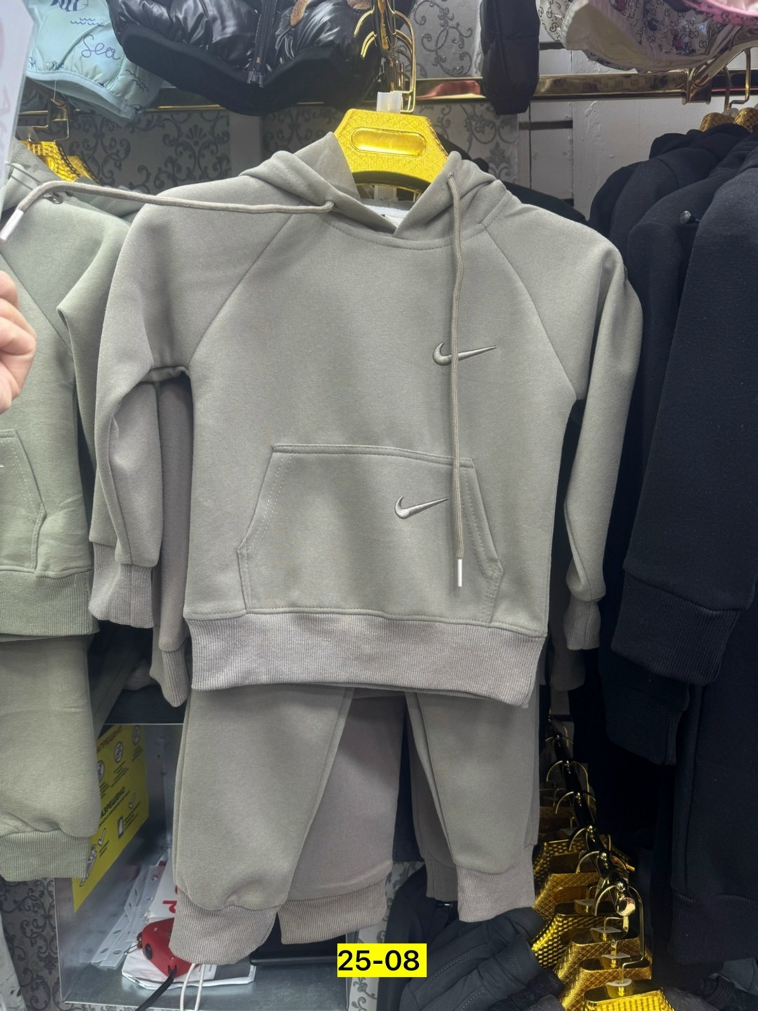 костюм спортивный для мальчика,спортивный костюм nike на флисе,флисовый костюм nike,спортивный костюм,костюм спортивный для девочек