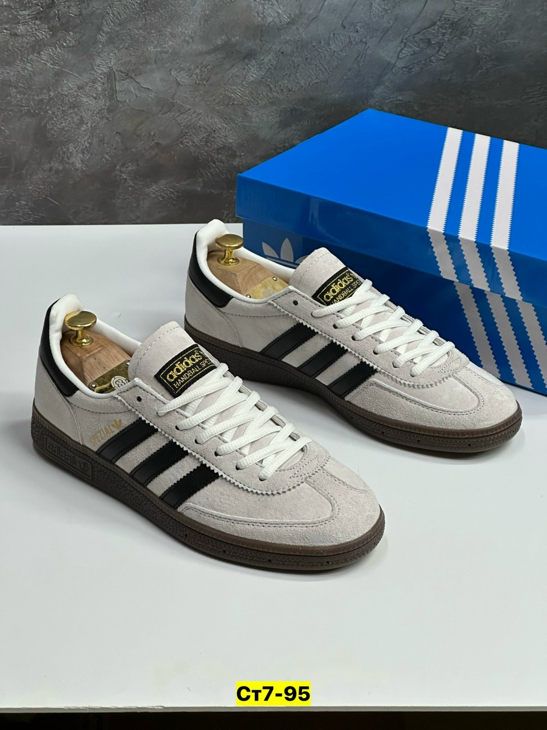 кроссовки adidas spezial,кроссовки adidas samba мужские,кроссовки adidas samba,кроссовки adidas,адидас самба кроссовки