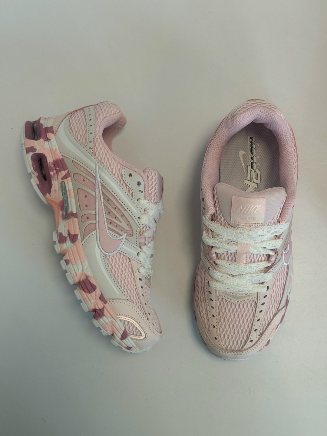 женские кроссовки nike,кроссовки nike initiator,кроссовки nike,кроссовки женский nike искусственные материалы,кроссовки