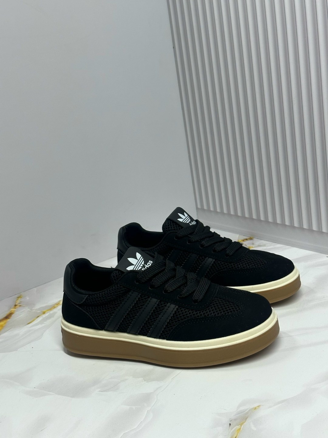 ,кроссовки adidas,кроссовки женскиe, женская,кроссовки кеды