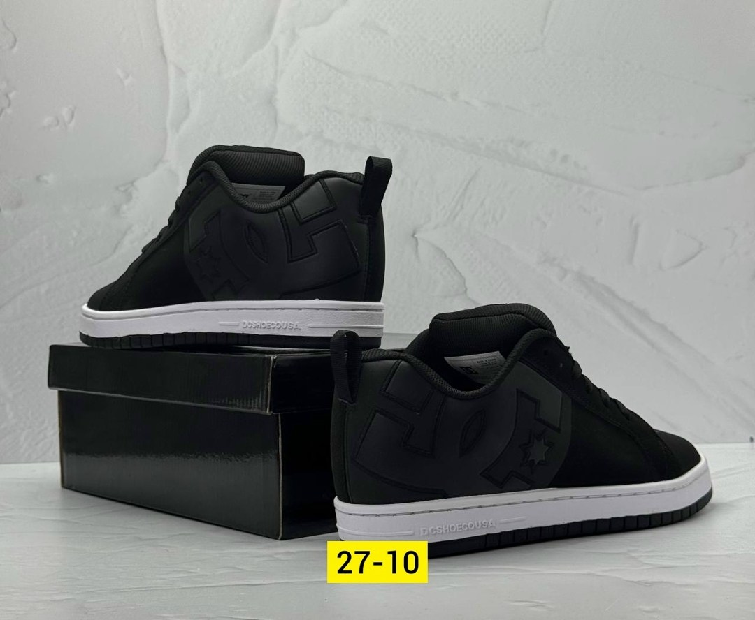 кроссовки dc shoes court graffik,кроссовки dc shoes,кроссовки dc court graffik,кеды dc shoes court graffik triple black,dc shoes court graffik