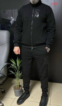 Костюм