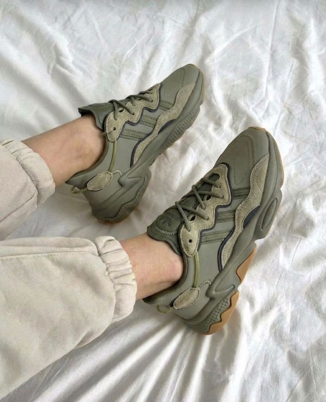 женские кроссовки adidas originals ozweego,кроссовки adidas ozweego,кроссовки adidas ozweego женские,кроссовки ozweego adidas originals,adidas originals ozweego