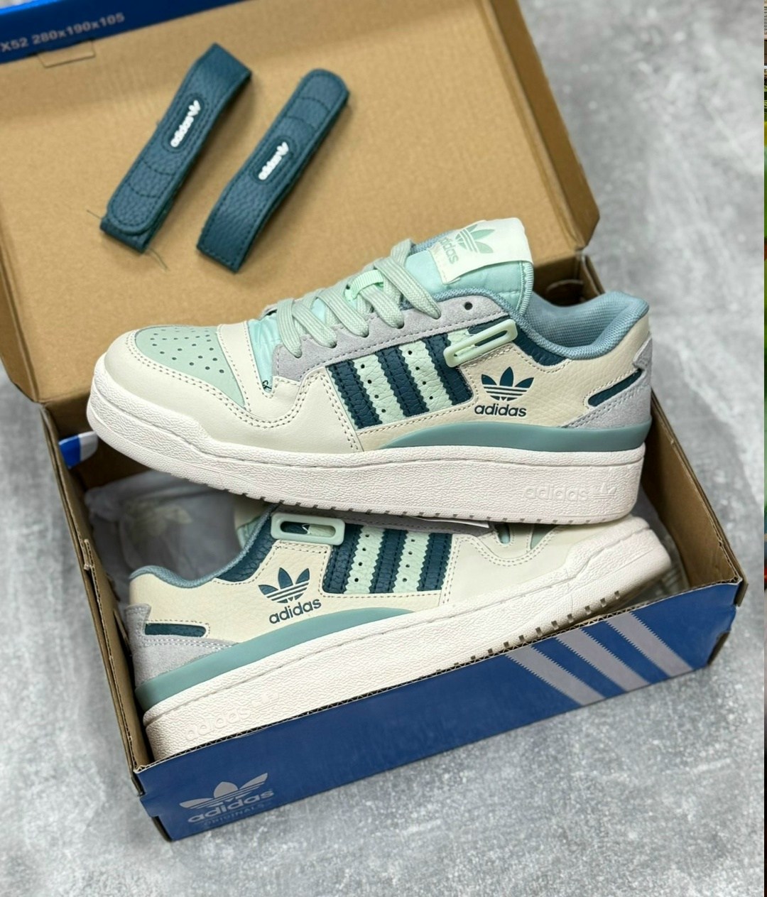 кроссовки adidas,женские кроссовки adidas,adidas forum 84 low,кроссовки,кроссовки adidas хаки