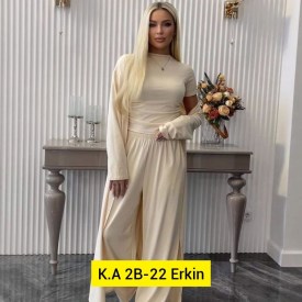 Костюм