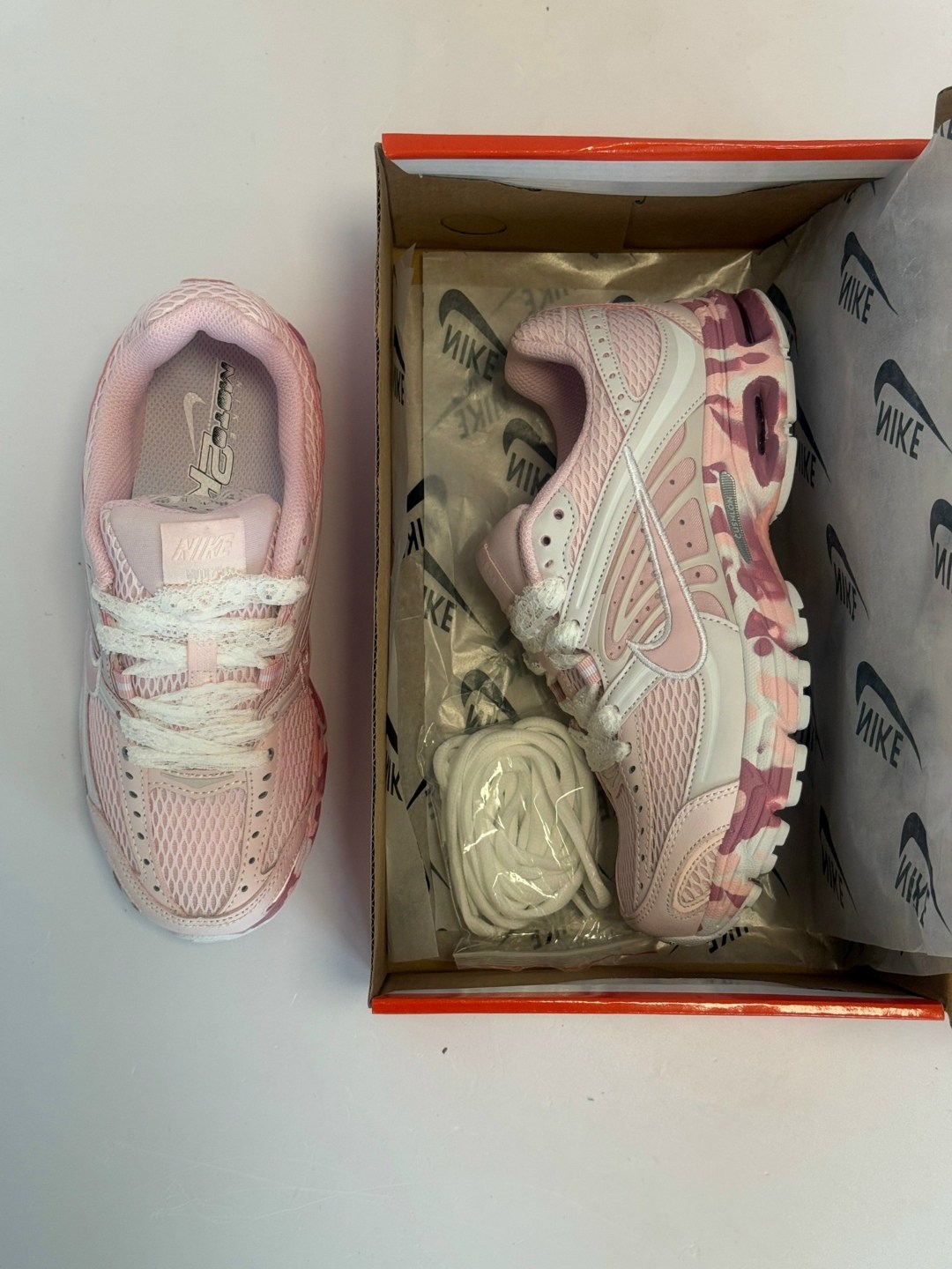 nike air max plus tn pink white,кроссовки найк тн розовые,кроссовки nike air max tn plus,nike air max tn розовые,nike air max tn plus pink