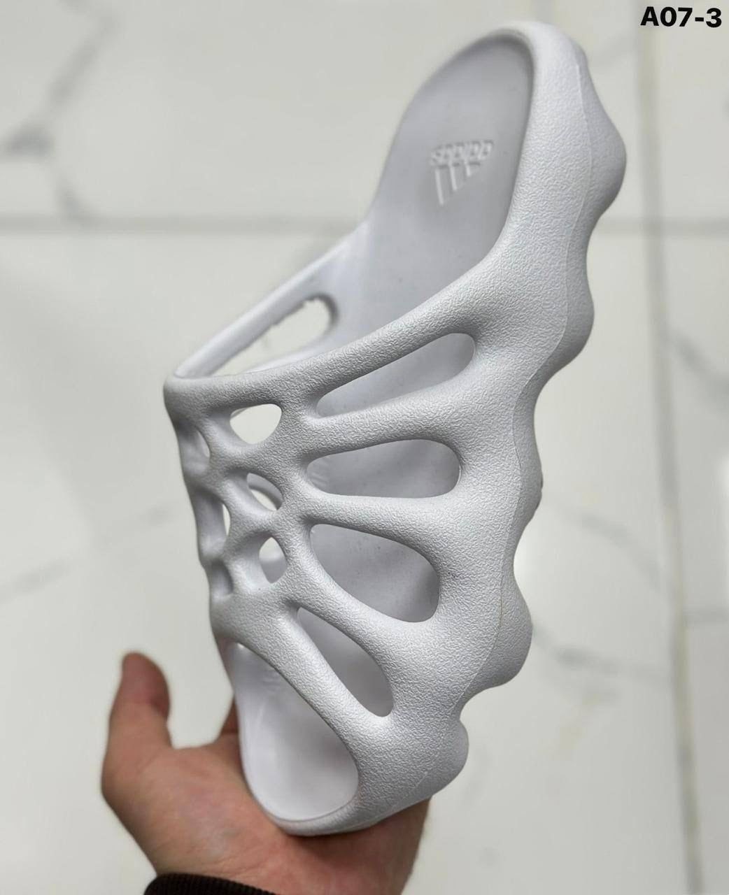 adidas yeezy foam runner,кроссовки adidas yeezy foam runner,adidas yeezy 450 slide,adidas yeezy foam runner ararat size 9,yeezy foam runner