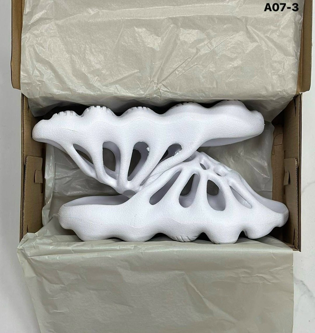 adidas yeezy foam runner,кроссовки adidas yeezy foam runner,adidas yeezy 450 slide,adidas yeezy foam runner ararat size 9,yeezy foam runner