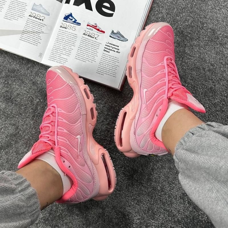 nike air max plus tn pink,nike tn pink,nike air max tn розовые,женские кроссовки nike air max plus tn pink,спортивные кроссовки air max plus tn nike