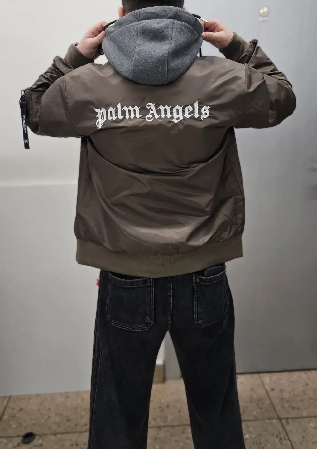 куртка palm angels,толстовка palm angels,бомбер palm angels,толстовка palm angels цвет белый,palm angels одежда
