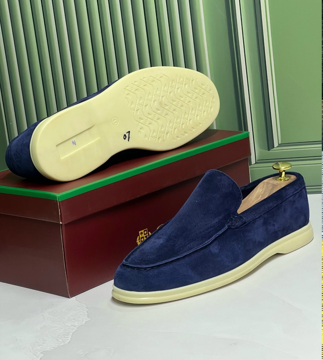 лоферы мужские loro piana,лоферы loro piana summer walk синие,лоферы loro piana,loro piana темно-синие замшевые туфли для женщин,лоферы loro piana summer walk
