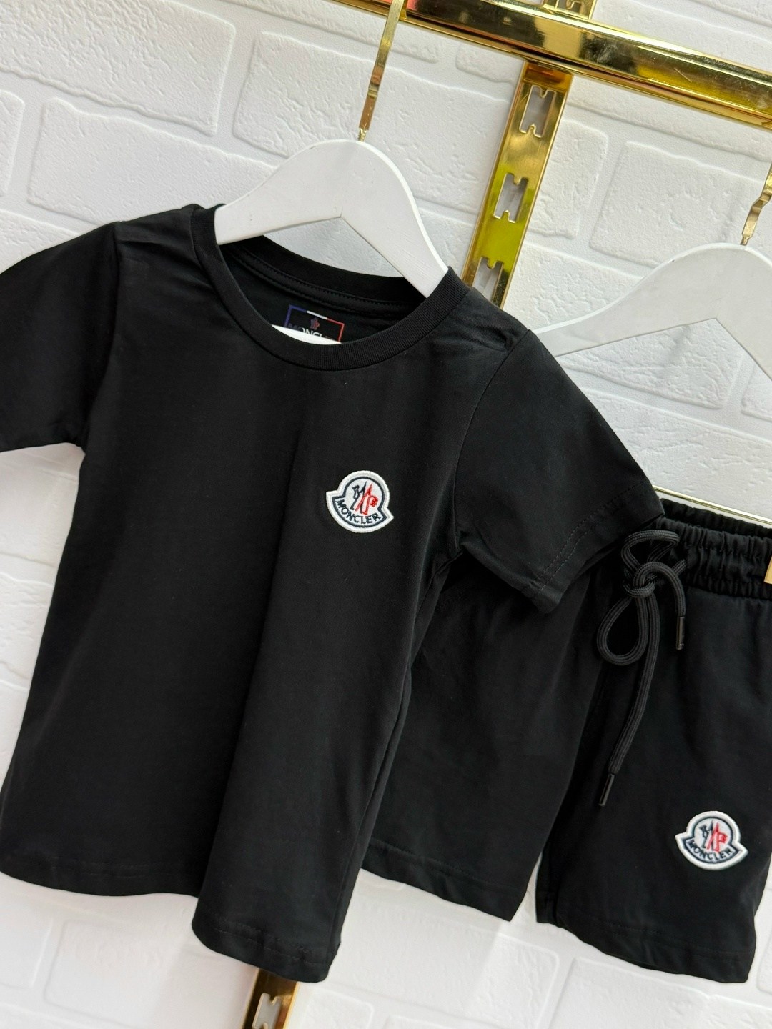 костюм спортивный moncler,комплект одежды,комплект футболка,спортивные комплекты