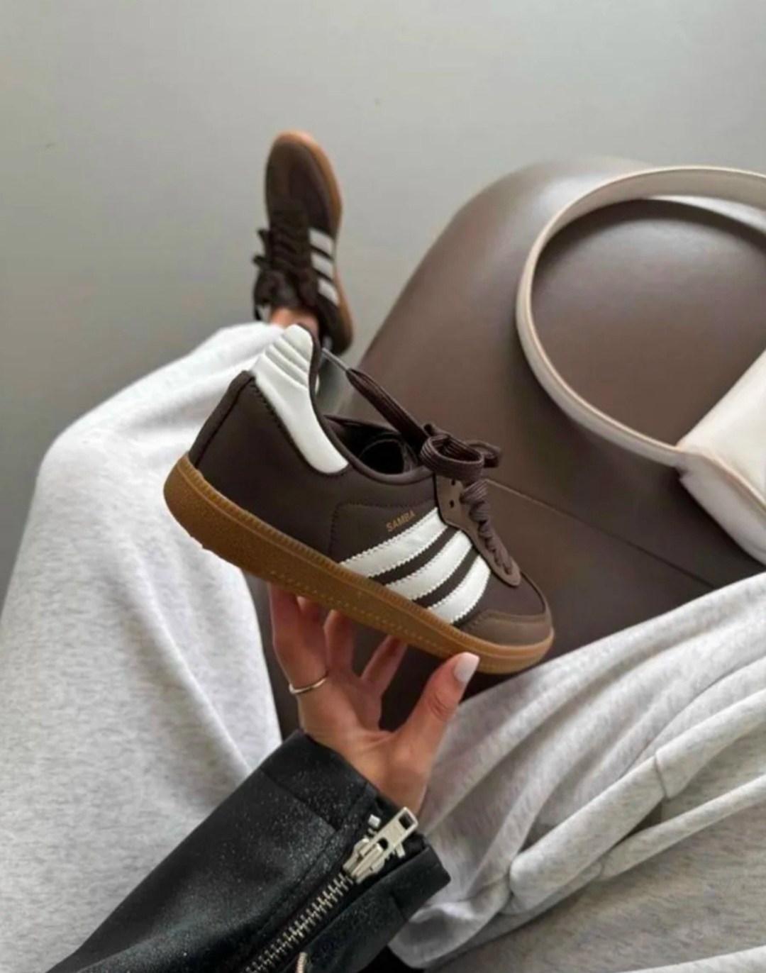 кроссовки adidas samba,кроссовки adidas originals samba og,кроссовки adidas,adidas samba og,кроссовки adidas samba deco spzl brown adidas originals