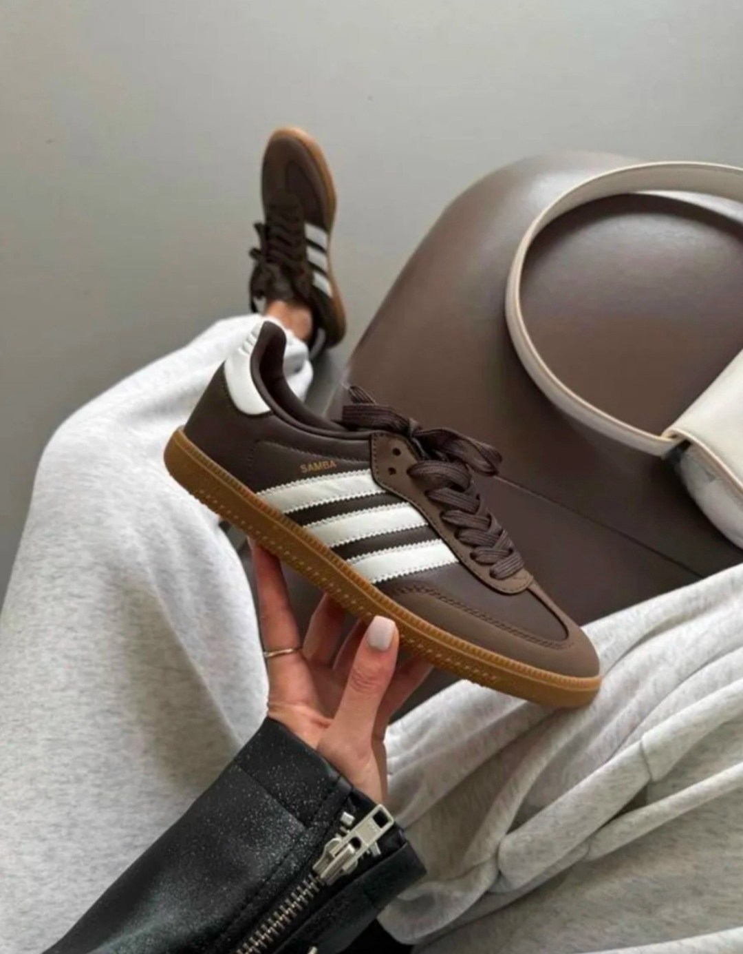 кроссовки adidas samba,кроссовки adidas originals samba og,кроссовки adidas,adidas samba og,кроссовки adidas samba deco spzl brown adidas originals