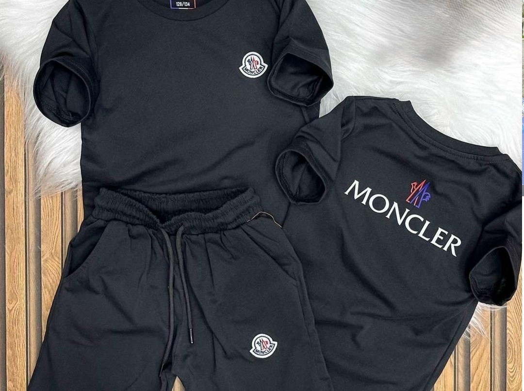 костюм спортивный moncler,комплект одежды,комплект футболка,спортивные комплекты