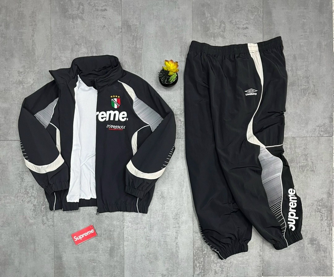спортивные костюмы supreme x umbro,спортивный костюм umbro supreme,спортивный костюм supreme,спортивная одежда supreme,костюм umbro&supreme