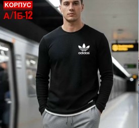 Свитер