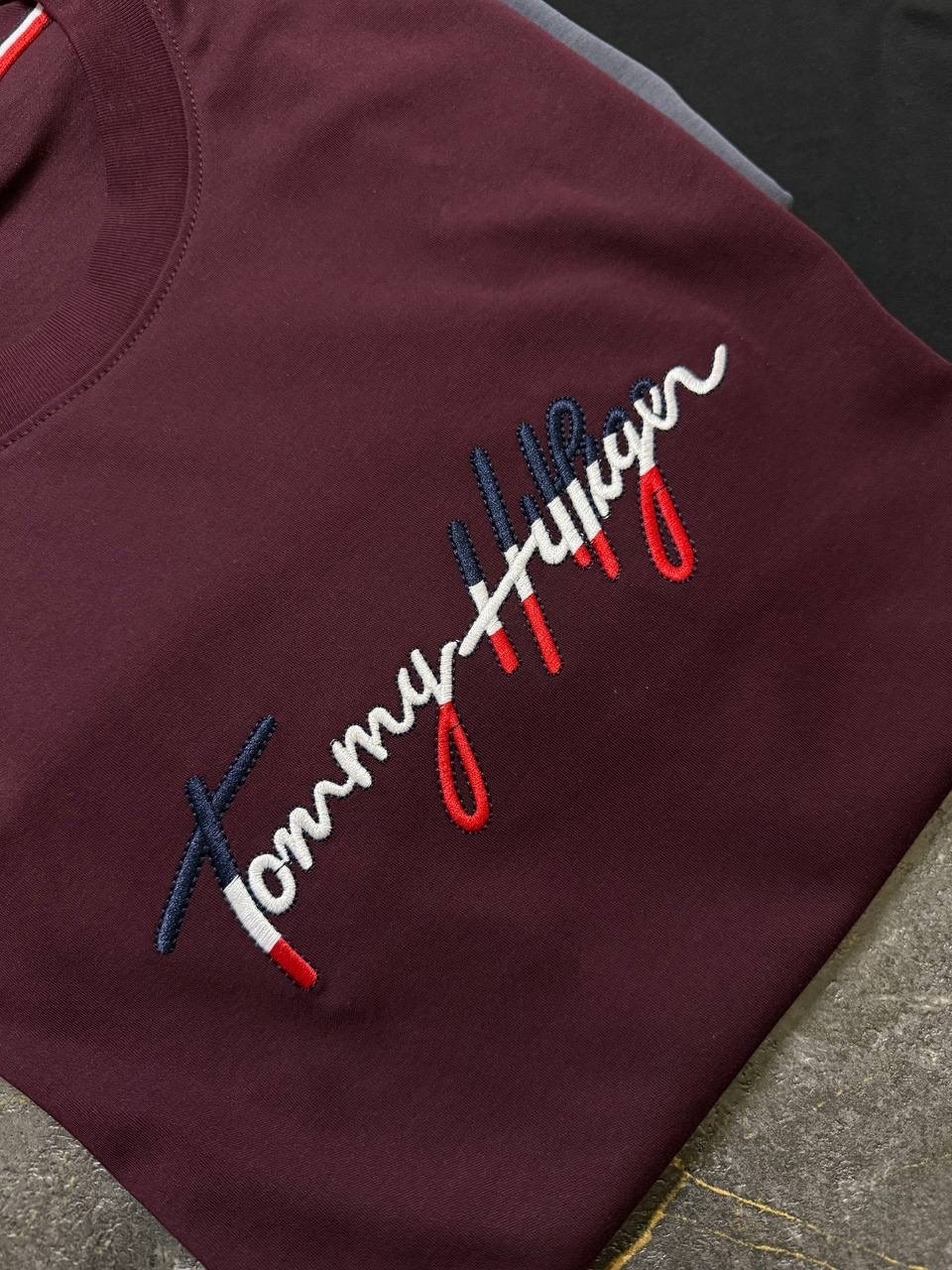 футболка томми хилфигер мужские белая,футболка мужская tommy hilfiger,футболки tommy hilfiger,футболки мужские,футболки мужские белые