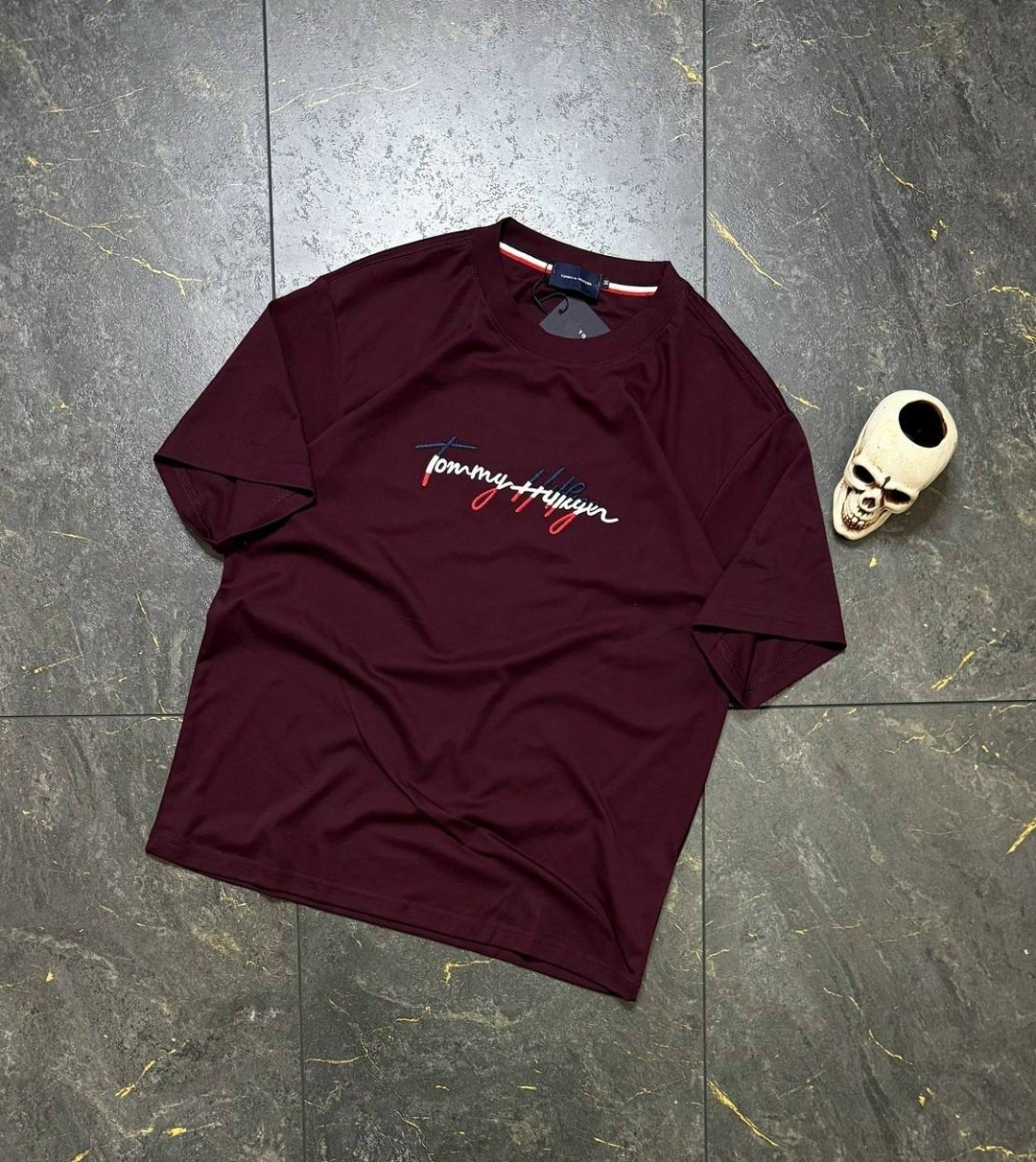 футболка томми хилфигер мужские белая,футболка мужская tommy hilfiger,футболки tommy hilfiger,футболки мужские,футболки мужские белые