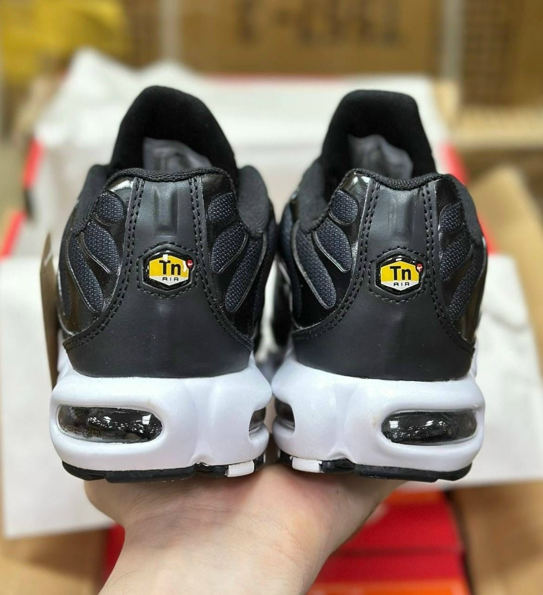 кроссовки nike air max tn plus,кроссовки nike air max tn plus ultra белые с серым,nike air max plus tn,кроссовки мужские nike air max tn plus,кроссовки nike air max plus