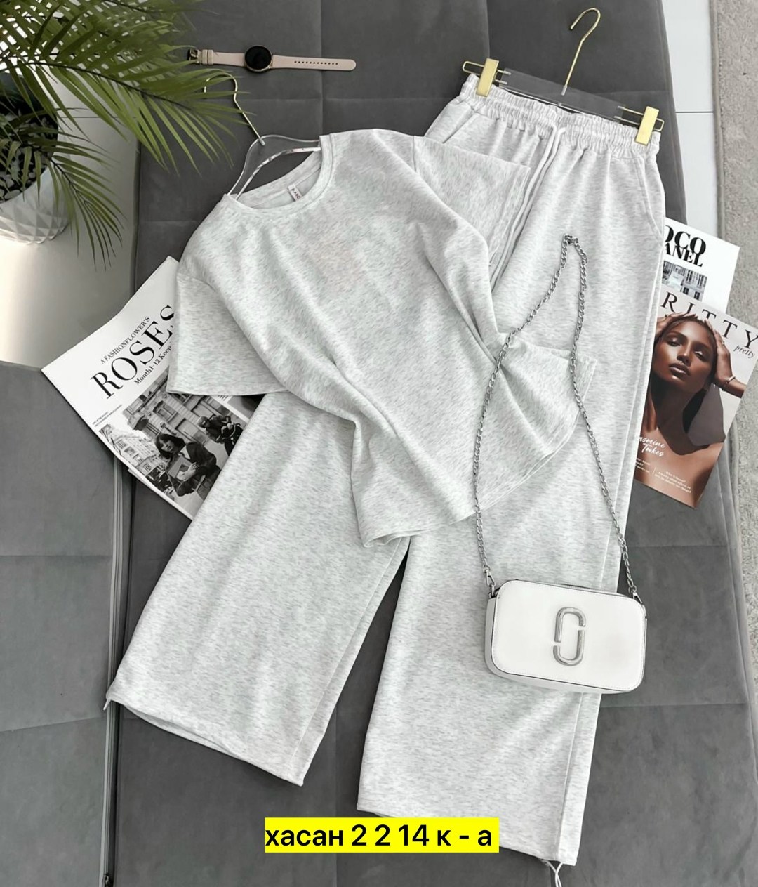 костюм,костюм красный,,женская кофта,футболки женская