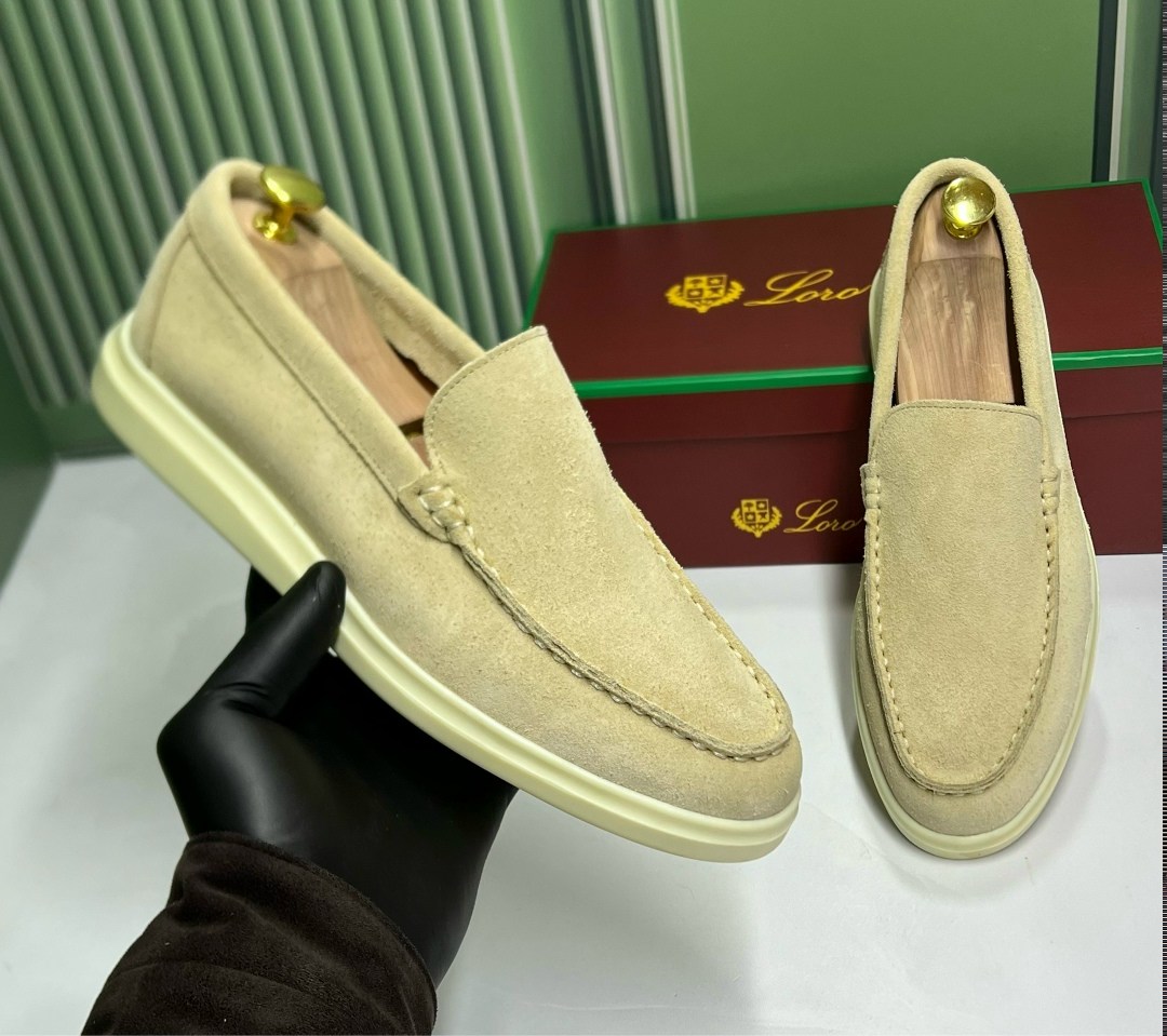 лоферы мужские loro piana,лоферы loro piana,замшевые лоферы loro piana,мужские лоферы лоро пиано ultimate walk loafers premium a111009 beige,мужские замшевые лоферы лоро пиано бежевые