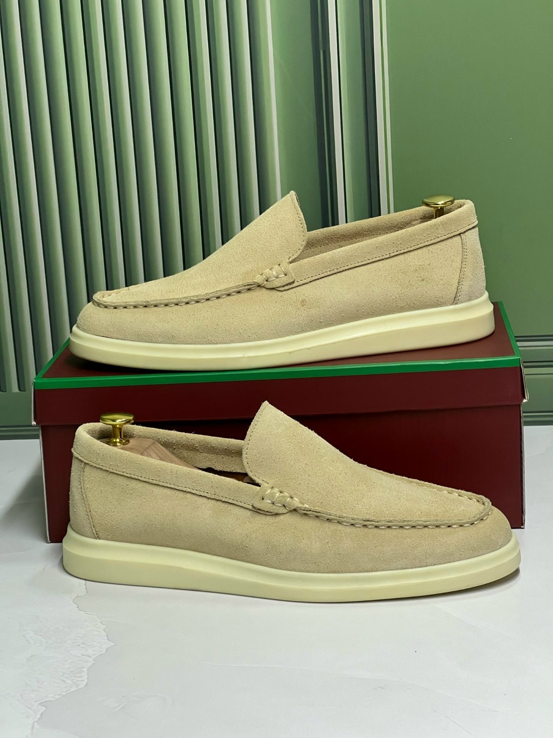 лоферы мужские loro piana,лоферы loro piana,замшевые лоферы loro piana,мужские лоферы лоро пиано ultimate walk loafers premium a111009 beige,мужские замшевые лоферы лоро пиано бежевые