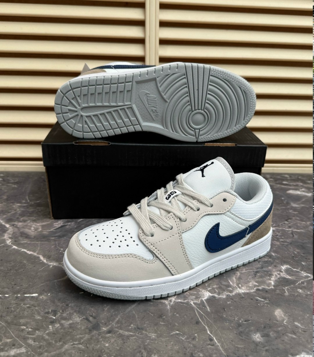 мужские и женские кроссовки,кроссовки,кроссовки nike air jordan 1 low,кроссовки nike,nike air jordan 1 low