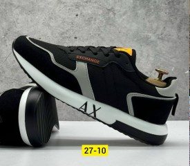 Кроссовки