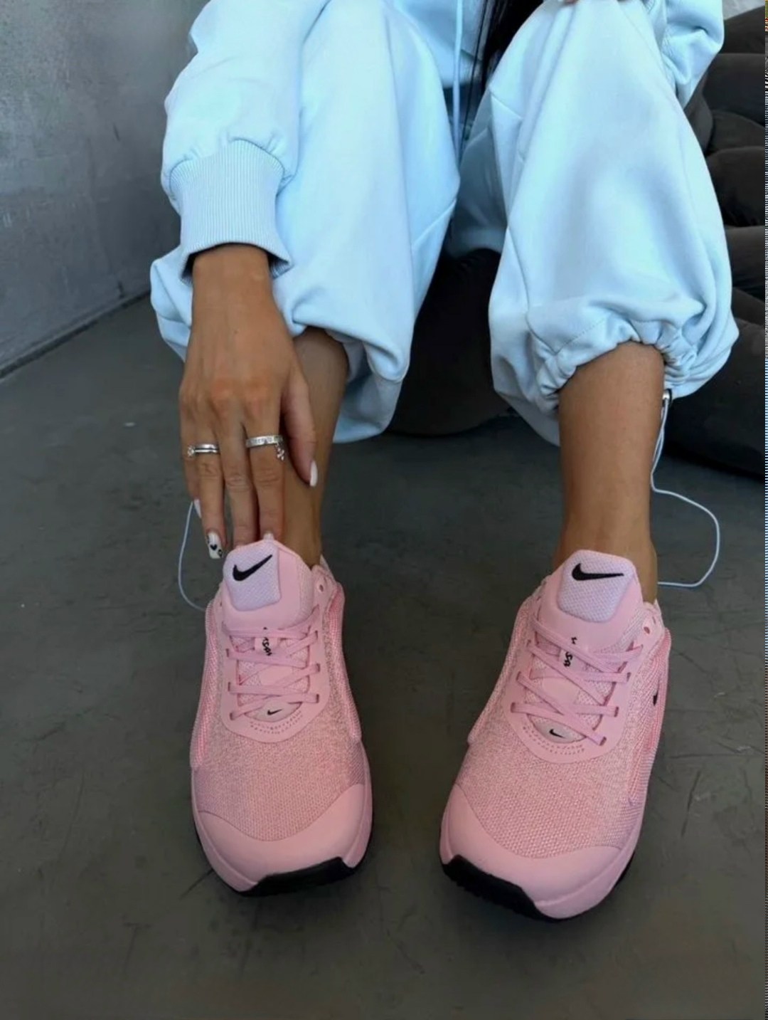 женские кроссовки,кроссовки,женские кроссовки nike,розовые кроссовки,кроссовки женские розовые