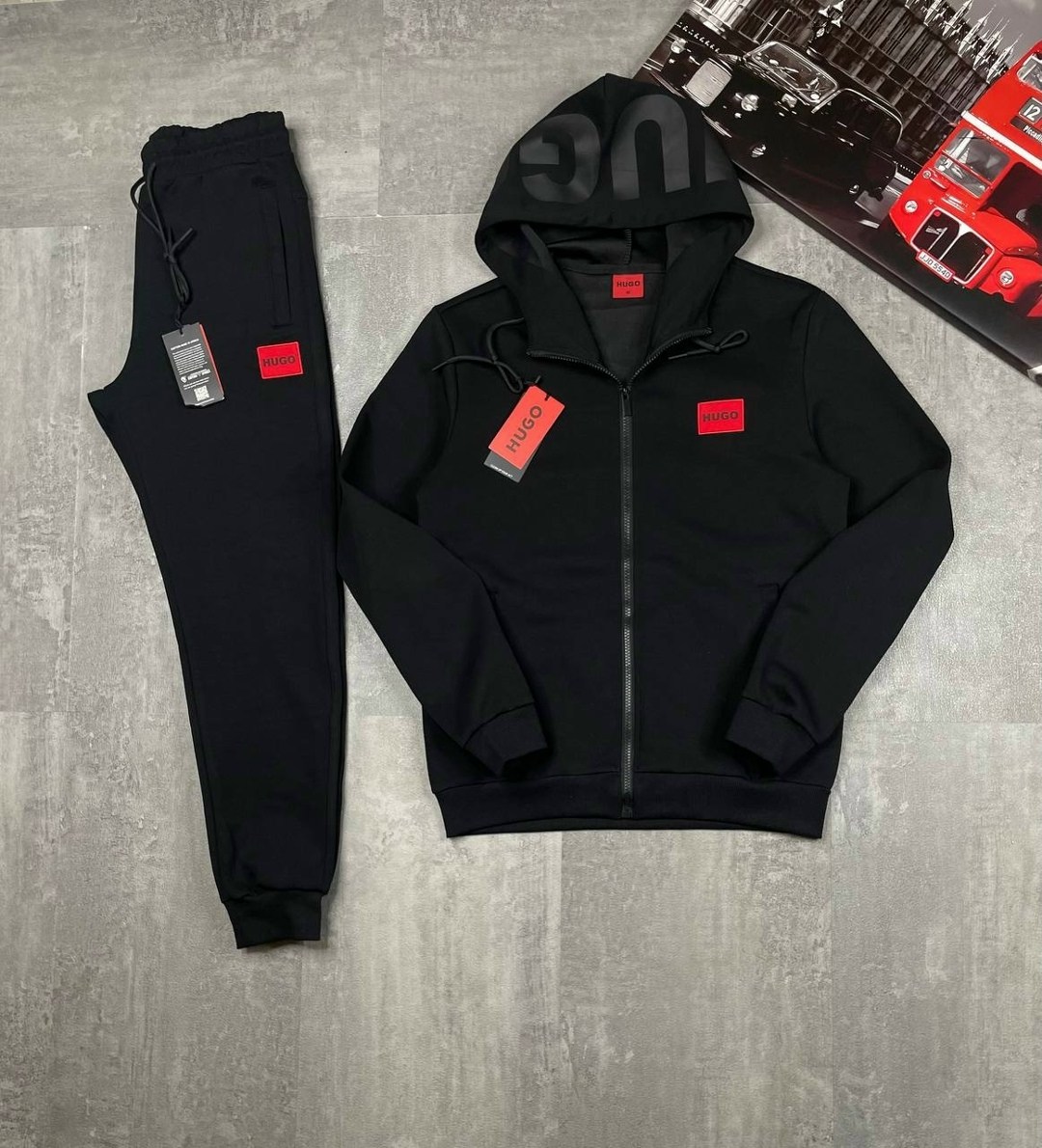 спортивный костюм hugo boss,спортивный костюм hugo,мужской спортивный костюм,спортивный костюм для мужчин,спортивный костюм
