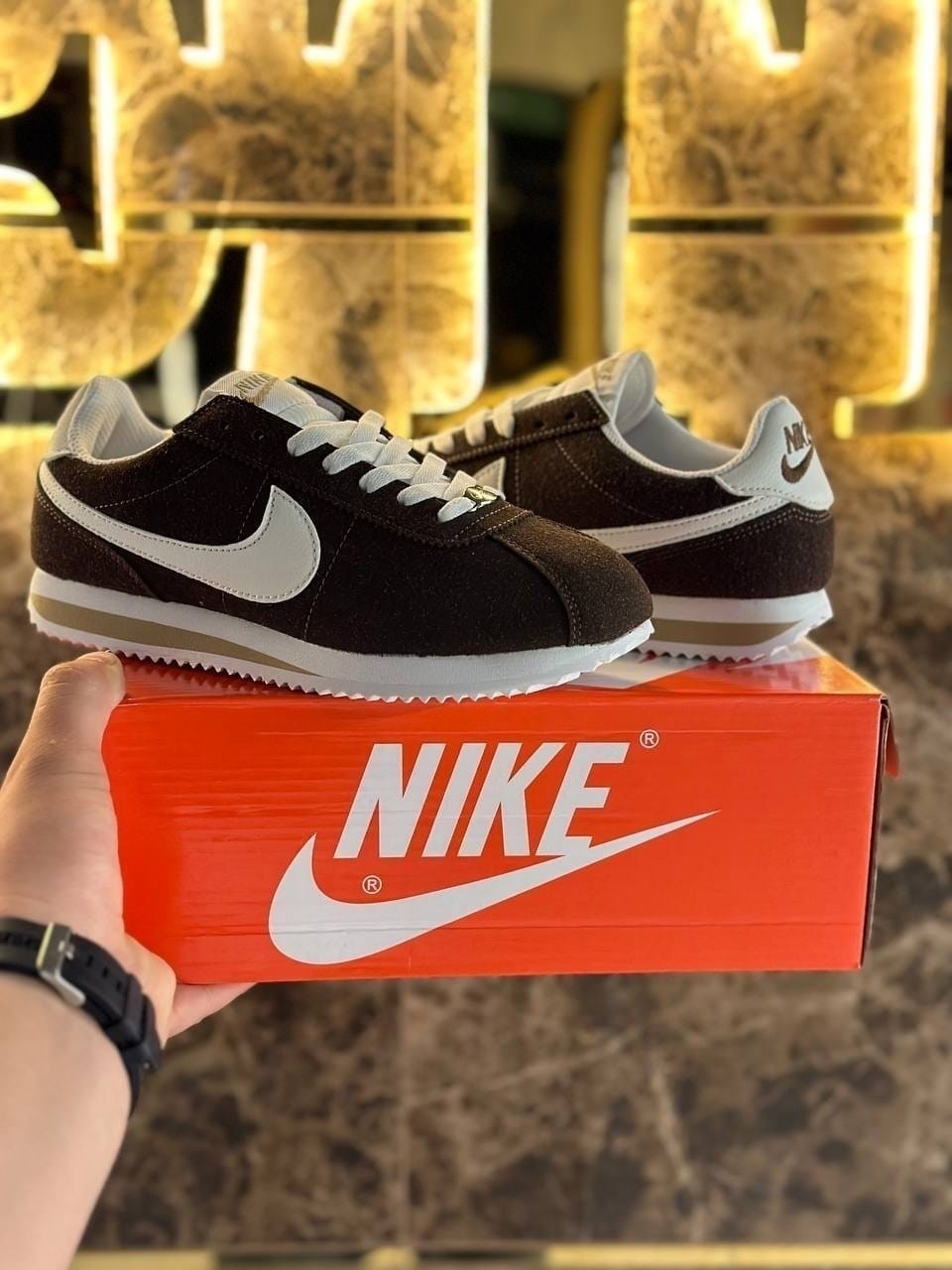 nike cortez classic,кроссовки nike cortez classic,кроссовки nike cortez,кроссовки nike cortez мужские,кроссовки nike classic cortez leather