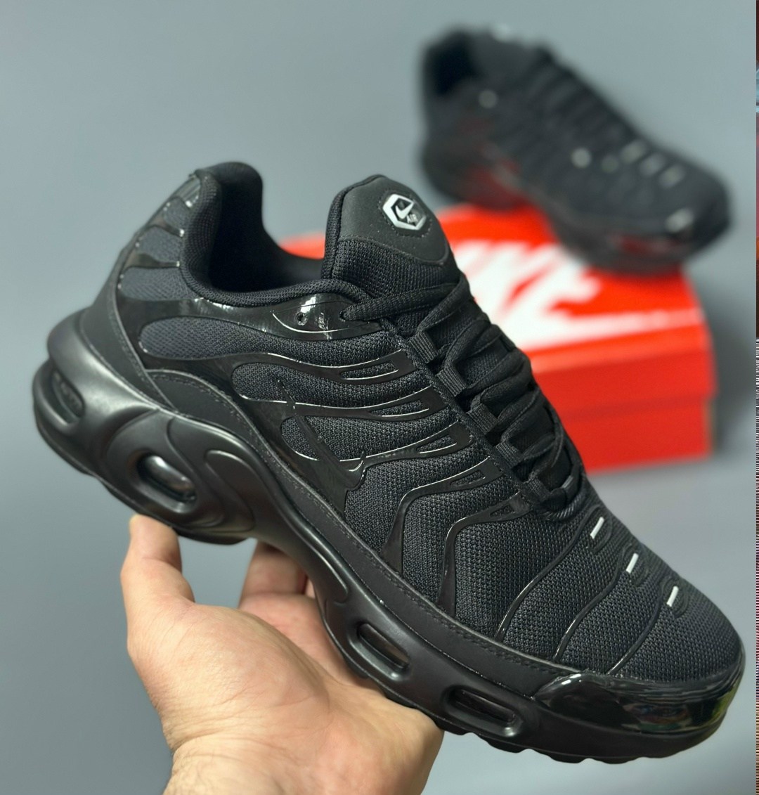 кроссовки nike air max tn plus,кроссовки мужские nike air max tn plus,nike air max tn plus black,nike air max plus tn,nike air max tn plus черные