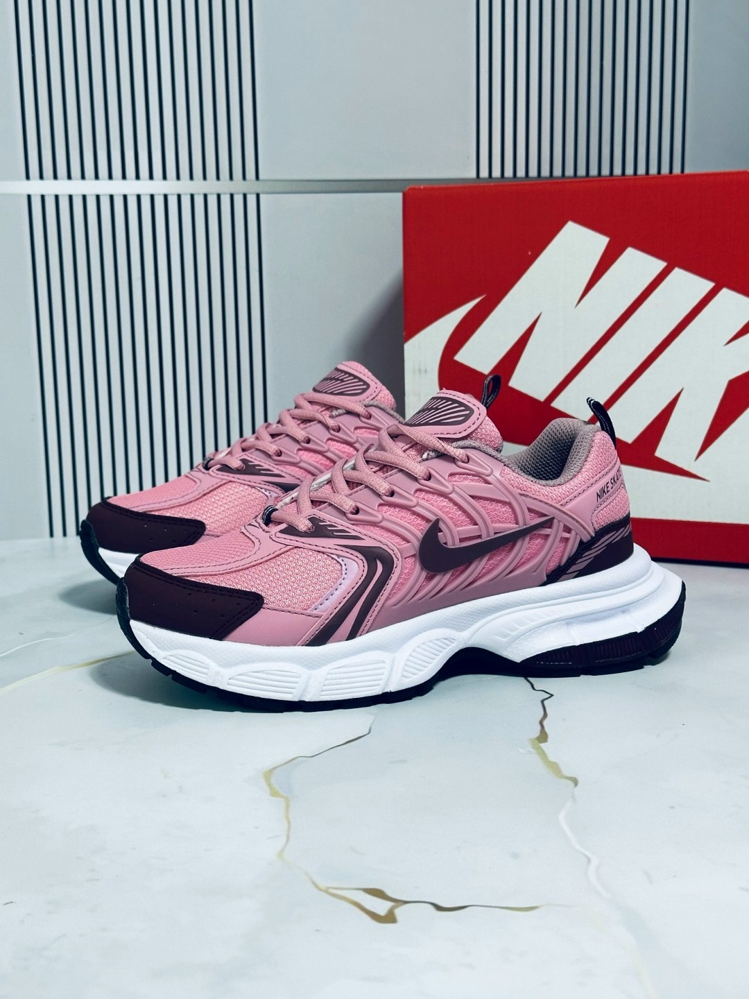 женские кроссовки,кроссовки nike,кроссовки,кроссовки nike женские,спортивная