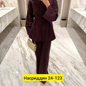 Костюм