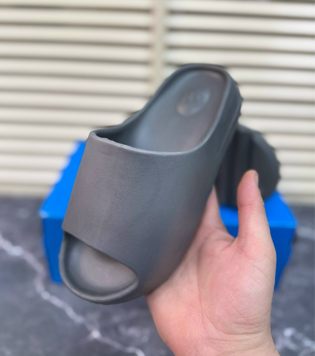 шлепанцы adidas yeezy slide,,сланцы адидас yeezy,мужские шлепанцы,adidas yeezy slide