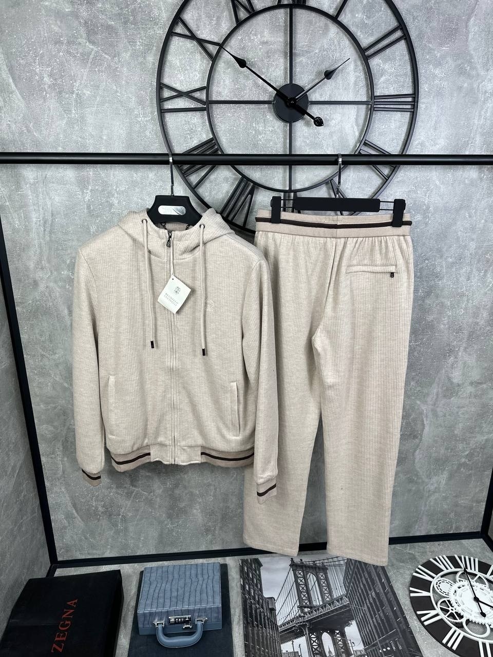 бархатный спортивный костюм мужской армани,спортивный костюм bikkembergs,велюровый костюм мужской zegna premium,велюровый костюм,мужские спортивные костюмы