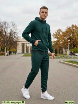 Костюм