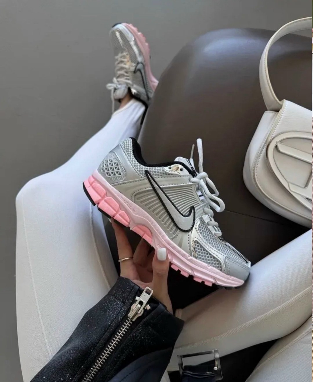 кроссовки nike zoom vomero 5,кроссовки nike,кроссовки,женские кроссовки nike air zoom vomero 5,кроссовки nike air zoom vomero 5