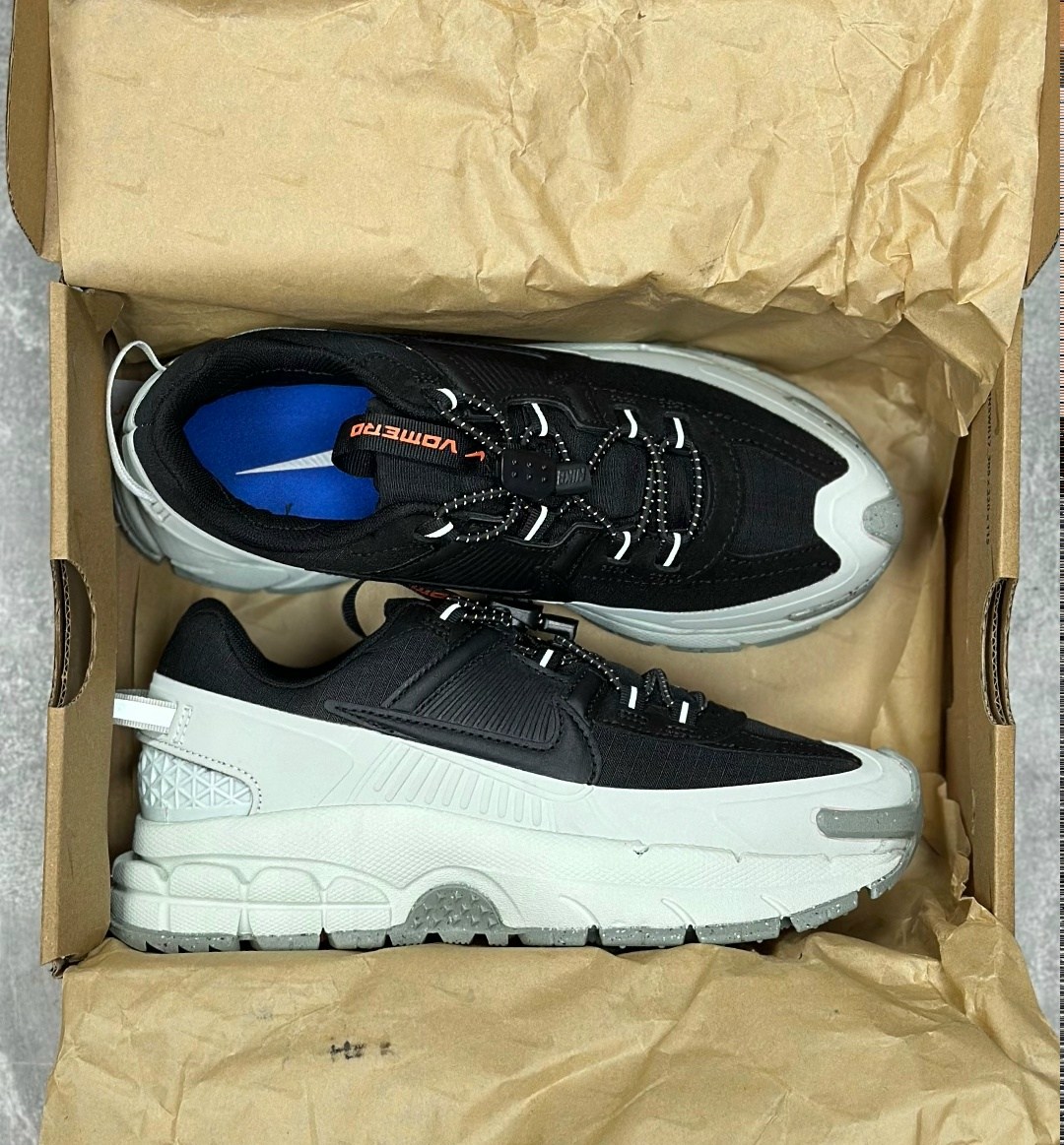 nike zoom vomero 5 roam black light silver fv2295 001,nike zoom vomero 5 roam black / light silver,кроссовки-nike-zoom-vomero-roam-черные,кроссовки nike zoom vomero roam,кроссовки nike