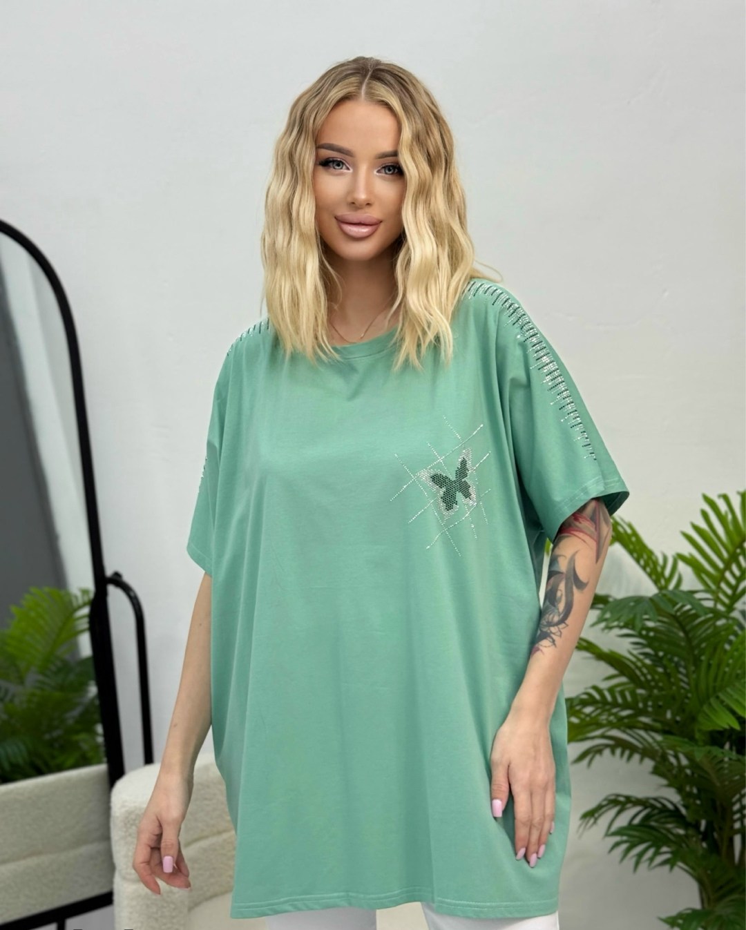 футболка со стразами оверсайз gul fashion,женская футболка,женская футболка оверсайз,футболка оверсайз базовая со стразами,женская футболка оверсайз со стразами
