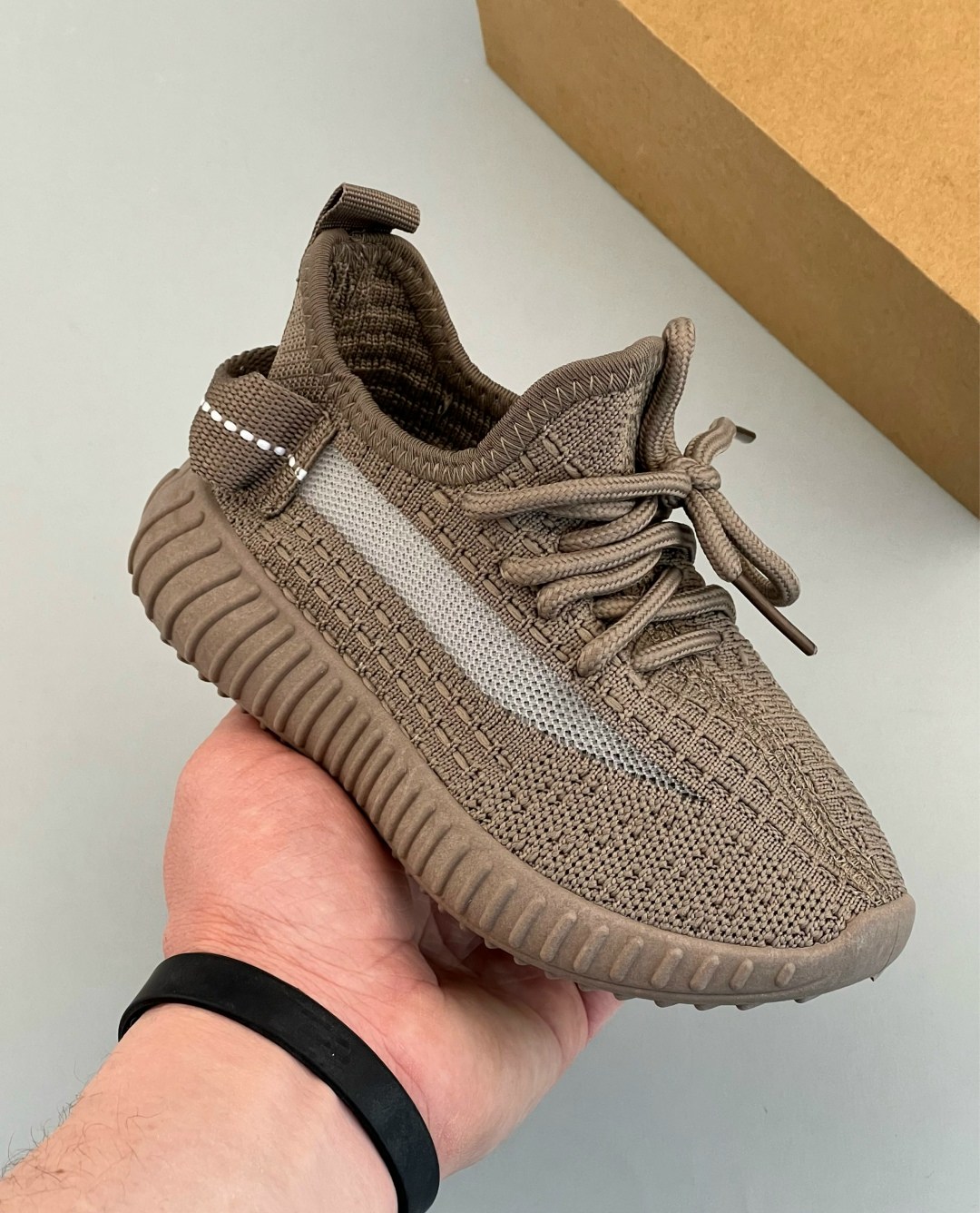 кроссовки изики,кроссовки adidas yeezy boost,,кроссовки adidas yeezy boost 350,кроссовки изи