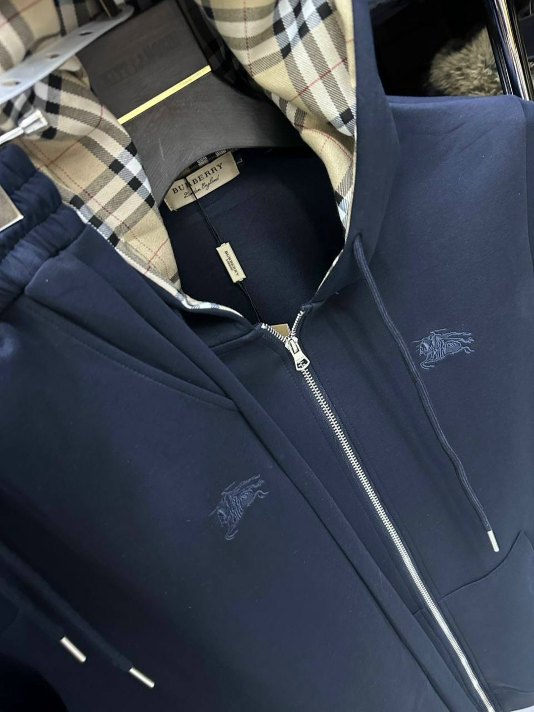 зип худи burberry,худи барбери мужские с капюшоном,спортивный костюм burberry мужской,толстовка burberry,кофта барбери