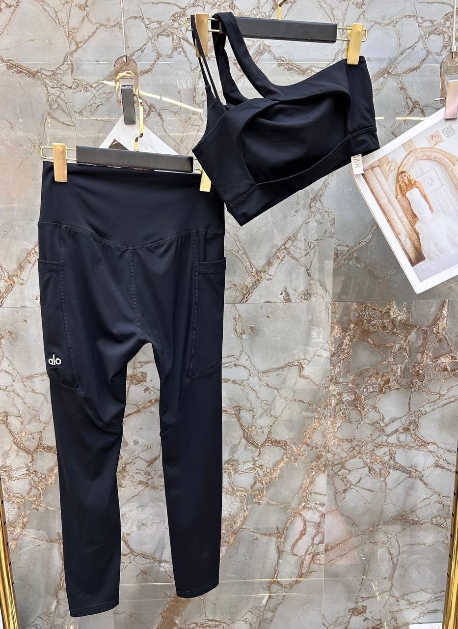 кроссовки женскиe,кроссовки модные,кроссовки alexander wang,спортивная обувь,кроссовка