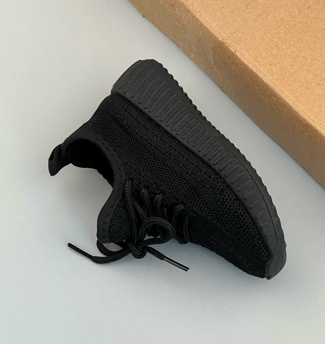 кроссовки изики,кроссовки adidas yeezy boost,,кроссовки adidas yeezy boost 350,кроссовки изи