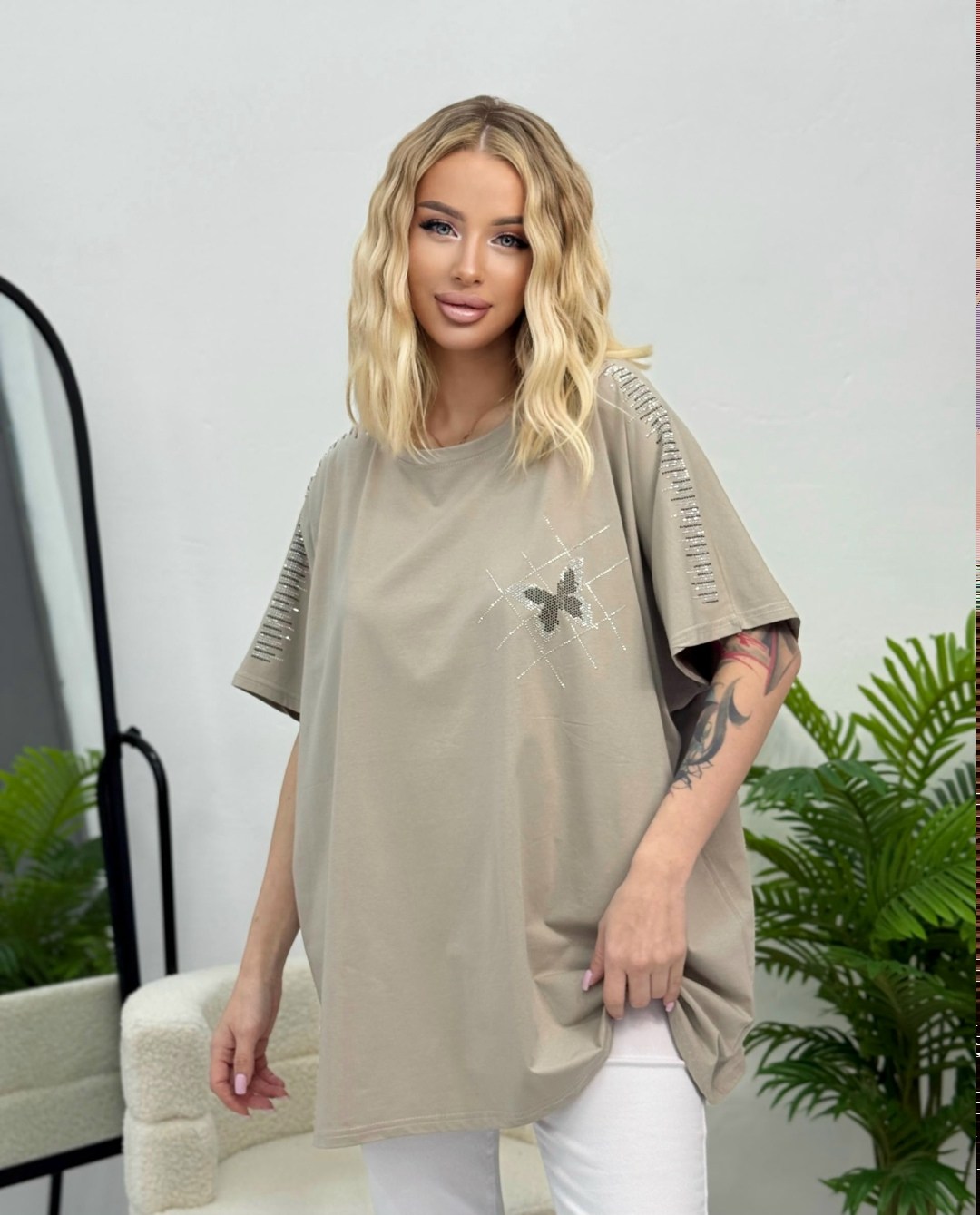 футболка со стразами оверсайз gul fashion,женская футболка,женская футболка оверсайз,футболка оверсайз базовая со стразами,женская футболка оверсайз со стразами