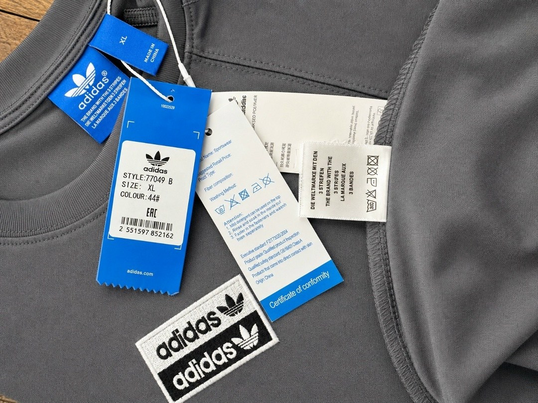 мужские спортивные шорты adidas,мужская футболка adidas,шорты мужские adidas essentials,костюм мужской с шортами спортивный,костюм футболка шорты спортивный