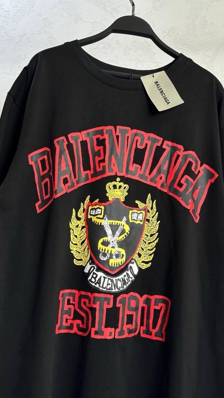 balenciaga футболка,футболки мужские,футболки модные,футболки баленсиага