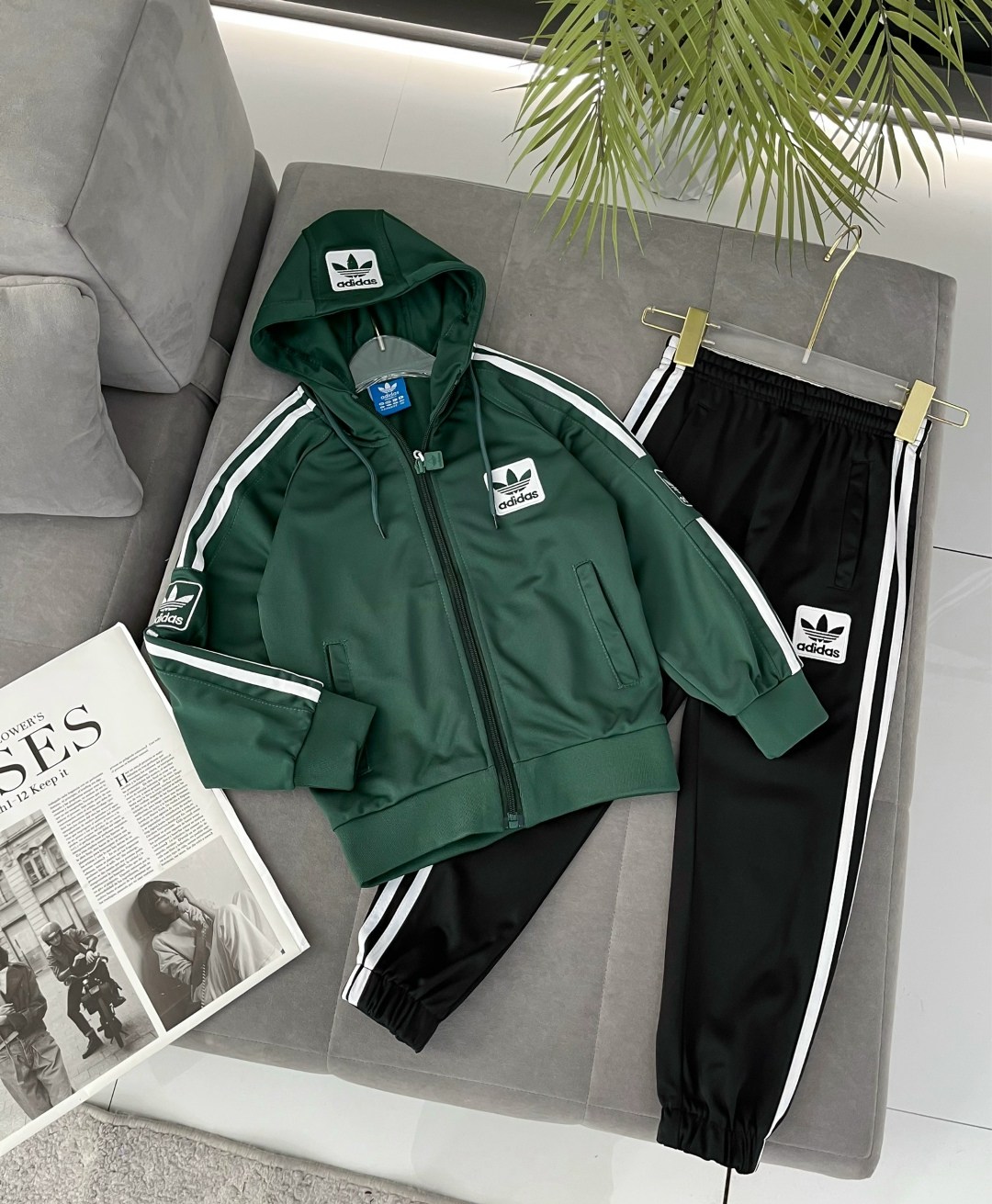 детский спортивный костюм adidas originals sst tracksuit зеленый,спортивный костюм adidas,спортивный костюм adidas мужской,спортивные костюмы адидас,детский спортивный костюм adidas